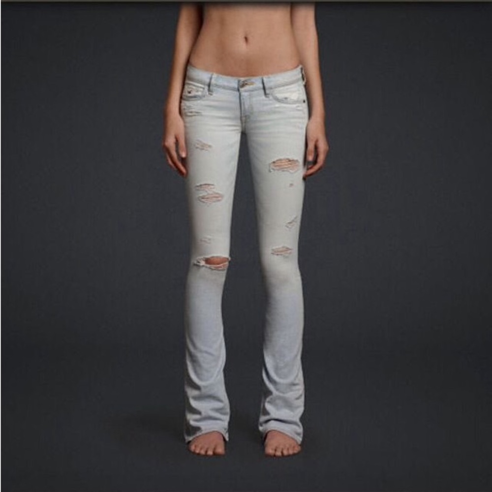 *ISO* Hollister Light Blue Distressed Women Jeans